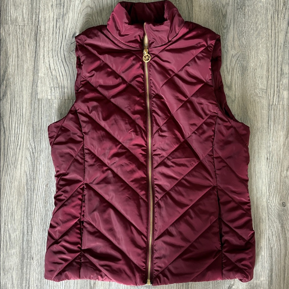 Michael Kors Dark Ruby Quilted Puffer Vest Gold Zip Size Small NWT